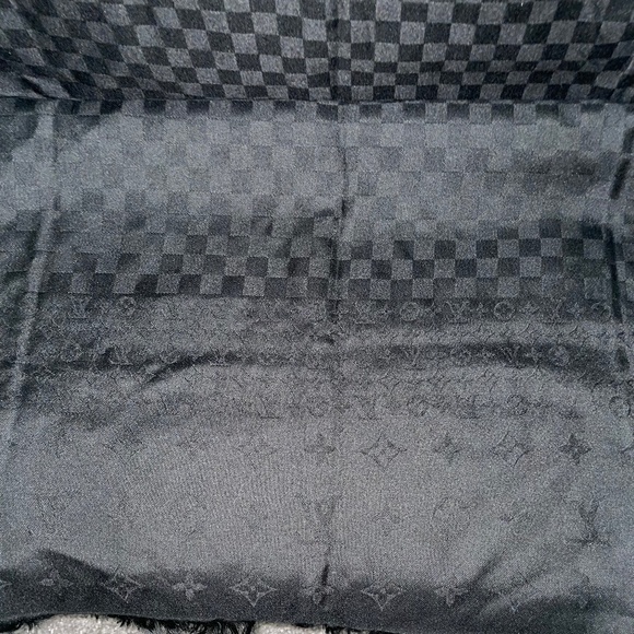 LOUIS VUITTON Black Cashmere Silk Damier LV Monogram Scarf - Picture 7 of 12